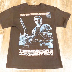 Terminator 2 Medium T Shirt Color Black